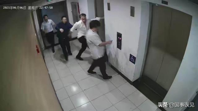 航天投资董事长:航天投资张陶书记伤人被停职待查。请教:如依法是否应先刑拘