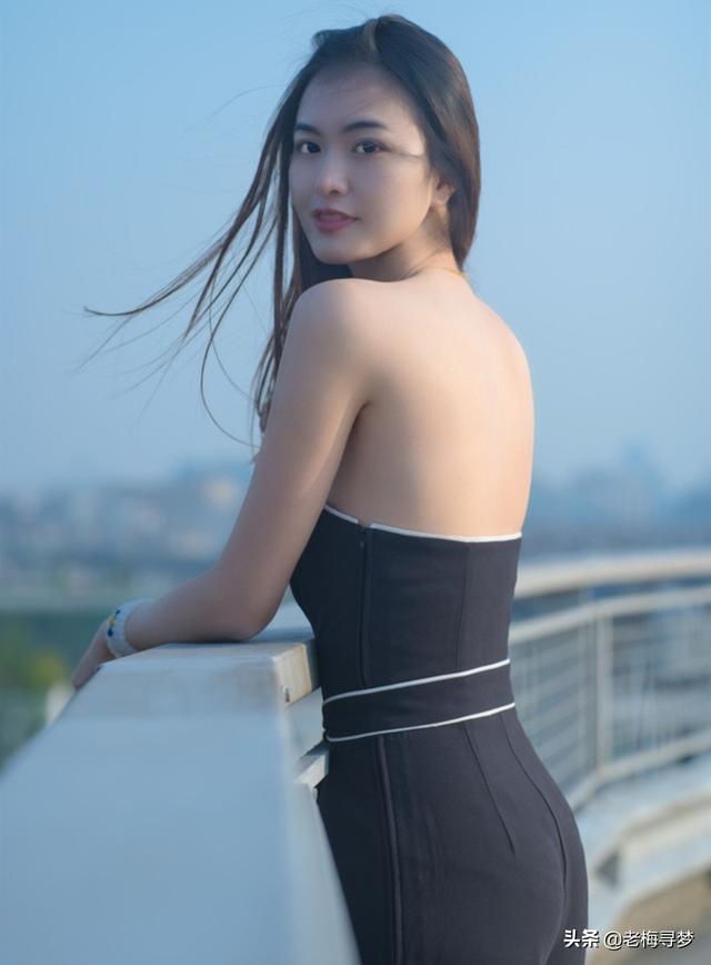 男人为什么遇见年轻漂亮的女人就会不知所措