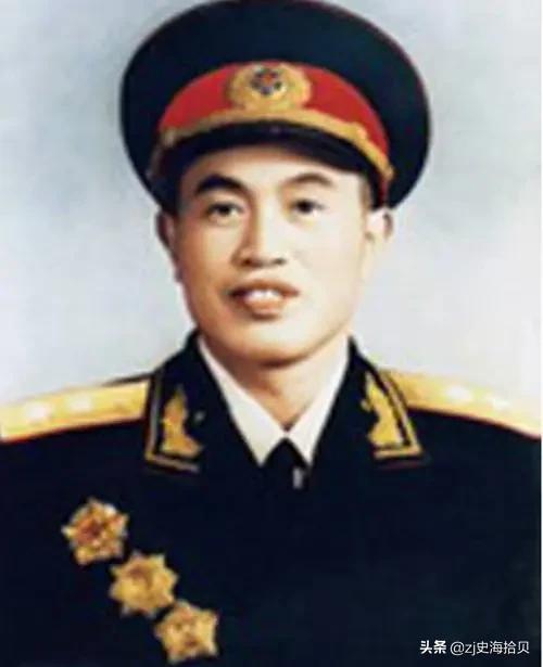 你见过的奇特的姓氏和名字有哪些？