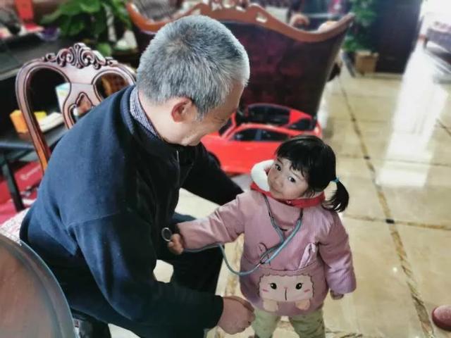 人到中年后才发现，早点生孩子和晚点生孩子差别很大，你怎么看？插图28