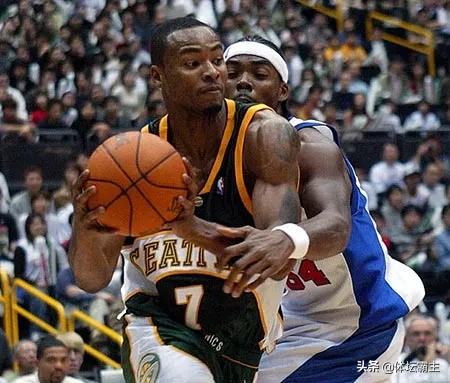 商人拉沙德:你觉得NBA现役的哪些球星拿4000万年薪当之无愧？