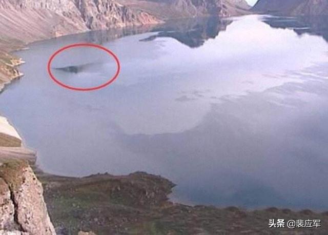 真正的水怪长什么样子，喀纳斯湖一直有水怪传说，是在观鱼台看水怪吗