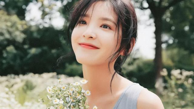 你的婚礼演员表:由许光汉和章若楠主演的电影《你的婚礼》今天上映，你会去看吗？