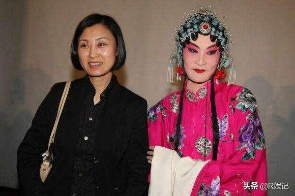 张保仔:张火丁为何会有“梨园第一人”之称？