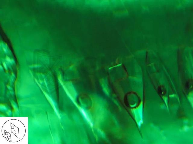 如何判断石头是不是玉石,怎样辨别一块石头是不是玉？需要详细回答？