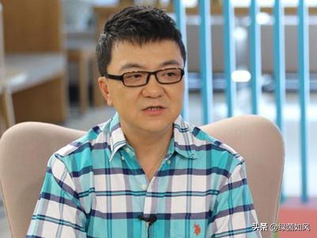 白岩松简介:为什么敬一丹老师说把这个主持人告诉白岩松是很高的评价？