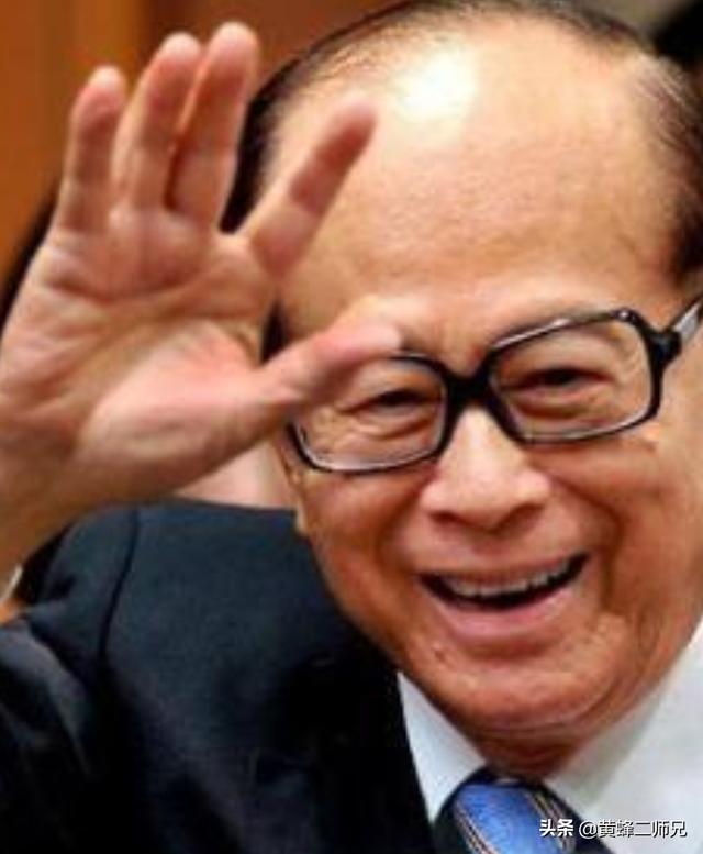 许荣茂简介:为什么许荣茂接盘李嘉诚的香港地产，他不怕亏吗？