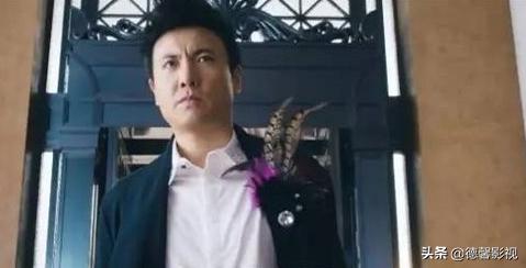 可以分享一些名人的爱情故事吗？