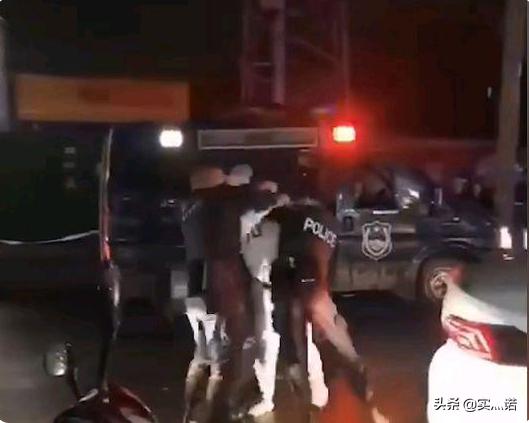 四川男子当街杀妻掏肠:四川男子持刀当街杀害女友，如何看待此类由感情纠纷引发的命案