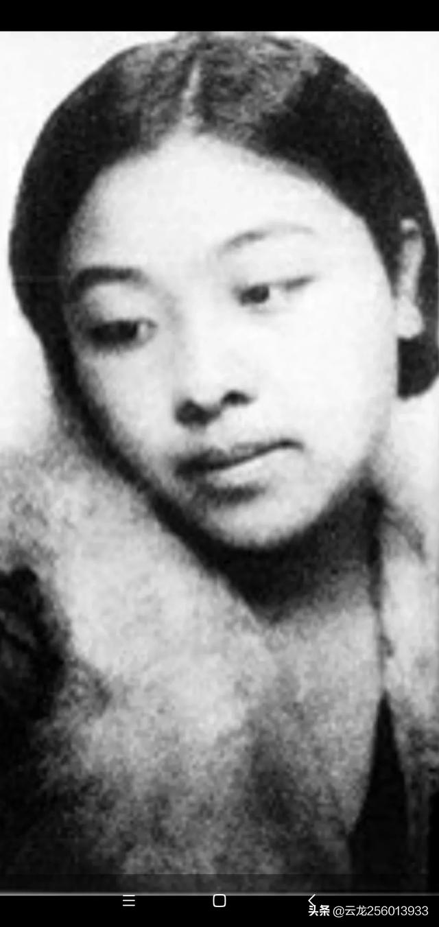 瞿秋白简介:从女性主义角度分析张爱玲，萧红，丁玲三人的创作风格？
