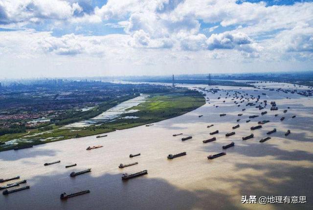 长江漂浮的垃圾都去哪了，长江航运：长江内河船舶上的船员生活垃圾最后去哪里了