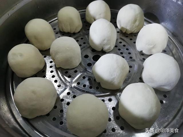 农村里时常会用母鸡孵鸭蛋和鹅蛋，怎样提高其孵化率呢