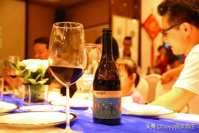 红酒营养元素:红酒的组成元素 葡萄酒的功效与作用有哪些？