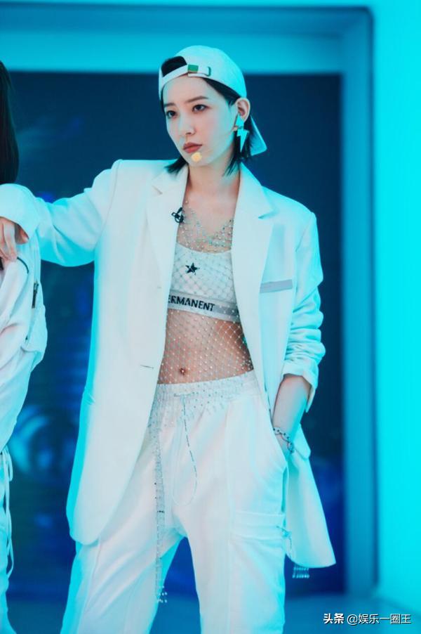李斯丹妮:如何评价《乘风破浪的姐姐》里的李斯丹妮？