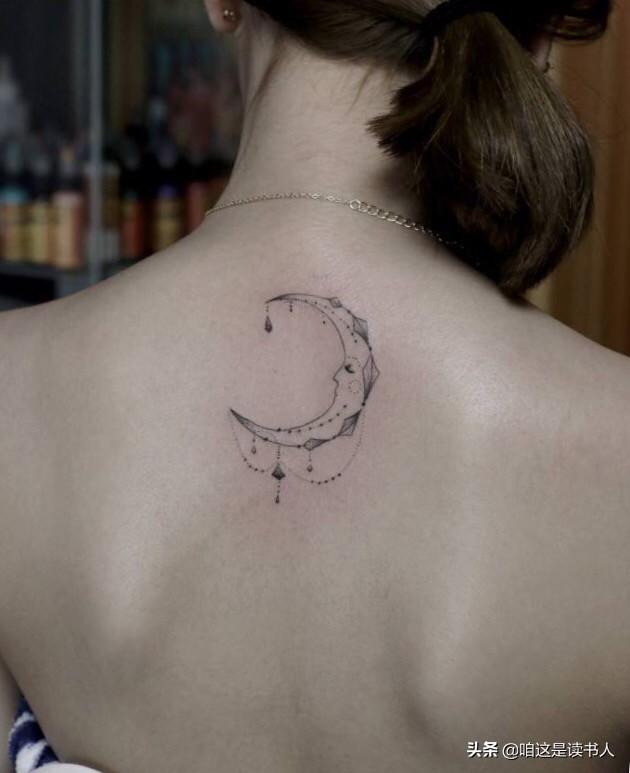 月亮的神秘感，有没有适合女孩子的月亮纹身
