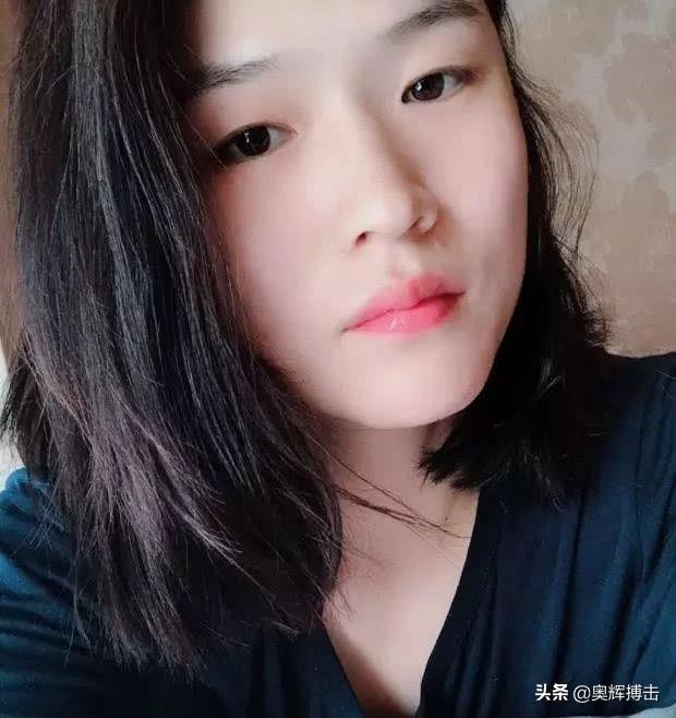 牛莉真正的老公是谁:张伟丽这么能打，什么样的老公能配得上她？