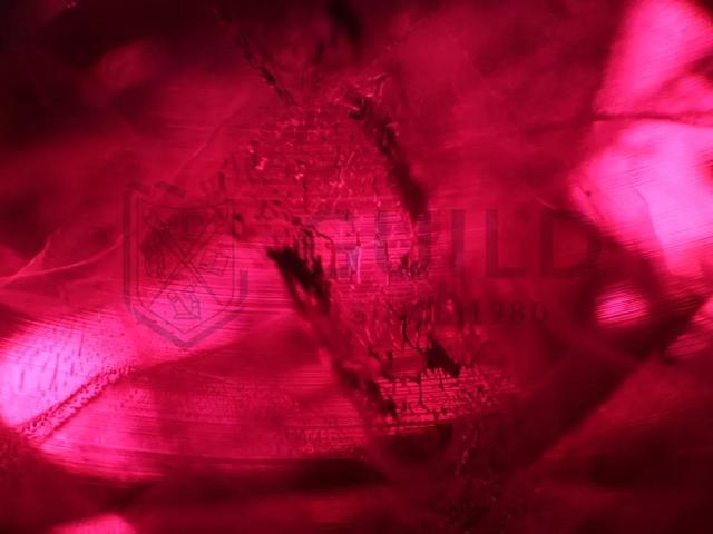 如何判断石头是不是玉石,怎样辨别一块石头是不是玉？需要详细回答？