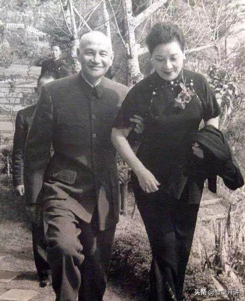 余程万简介:有哪些历史上并不重要的人物，被现代人夸大其词了？
