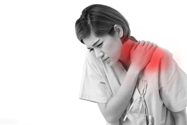 肩膀酸痛是怎么回事，肩膀酸痛是怎么回事怎么治疗