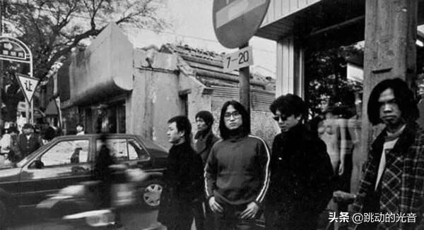 汪峰27次冲击头条失败:华晨宇是不是顶替郑爽的料