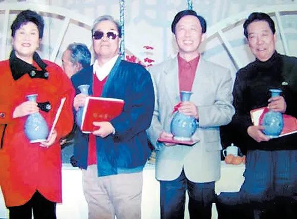 连阔如,连丽如的评书很好,为什么名声不如袁,单,刘,田四大家？