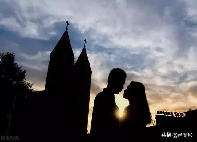 女医杂言:女医明妃传结局是什么谭允贤最后和谁在一起了？
