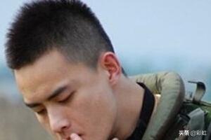 男生短发发型大全,男生短发吹什么样的发型？