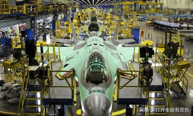 头条问答 美国疫情一旦失控 美国人会支持特朗普发动战争抢劫弥补损失吗 打开车窗看景色的回答 0赞