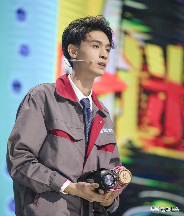 谢娜李诞同框:有李诞和杨超越的《奇葩说》，可以转运吗？