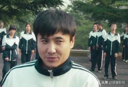 可以分享一些名人的爱情故事吗？