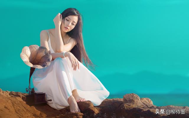 <a href=https://maguai.com/list/256-0-0.html target=_blank class=infotextkey>朋友圈</a>分割线图片三张:在微信上如何设置分割线？