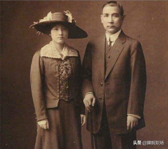宋庆龄三姐妹:宋霭龄、宋庆龄和宋美龄她们的人生选择为何不同？