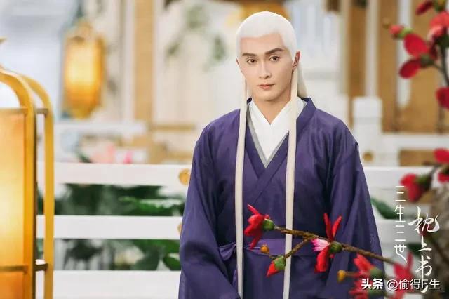 张艺兴喜欢热巴恋情,为什么鹿晗要在张艺兴发新专辑公布恋情？