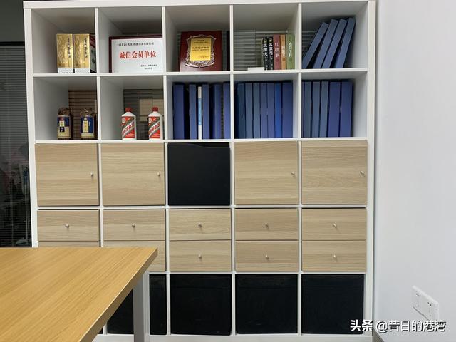 董明珠个人简短经历:如何评价董明珠的人格魅力以及她连任格力董事的事？