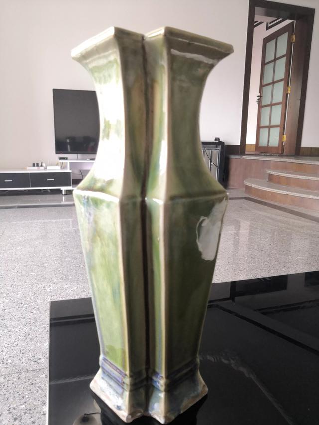 发几件价格几百万到几个亿的精品瓷器的图片，来对比交流下如何？