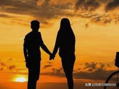 情侣之间暖心套路:想和恋人有亲密的肢体接触，如何进展？
