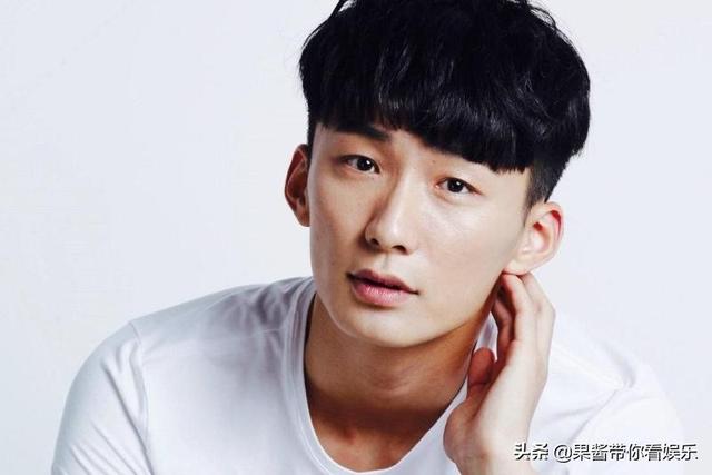 赵紫骅个人资料:如何看待《爱情公寓5》赵海棠和咖喱酱这两个新角色？
