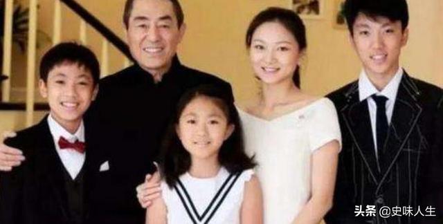 张艺谋女儿:为什么张艺谋宁愿被罚748万，也不给孩子改国籍？