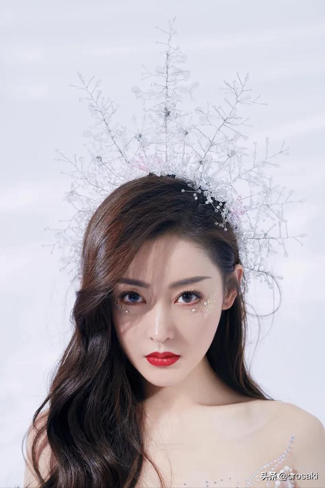 娜娜娜扎侧脸对比:古力娜扎和张天爱对比，谁更美一点？