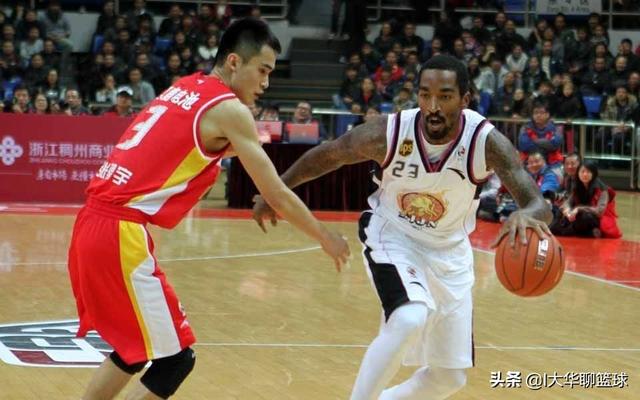 cb庙龟:神经刀JR当年曾大闹中国篮球联赛，如今被裁后还会回CBA吗？ 西蒙庙
