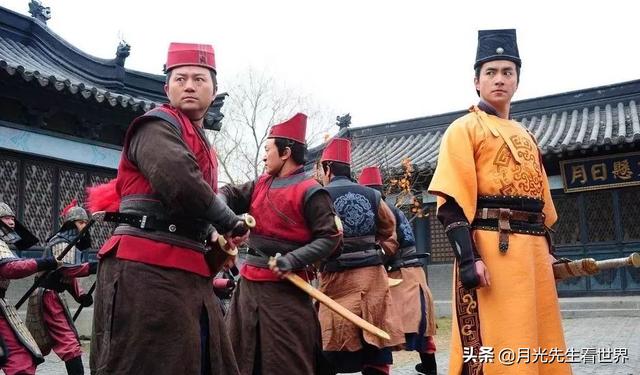 怎样成为世界顶级保镖:皇帝身边的贴身侍卫一般都武功高强，皇帝如何确保不被侍卫所害？
