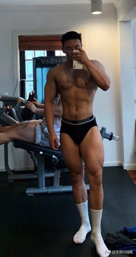 男生最完美的身材是什么样子的？