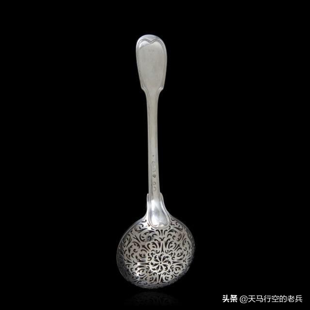保健品乱象真正的根源在于生产及经销保健产品可以获取暴利,大家认同吗？