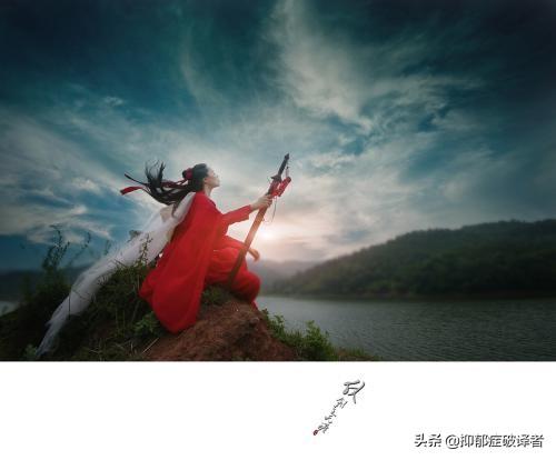 怎样才能仗剑走天涯？打狗棒法,降龙18掌。