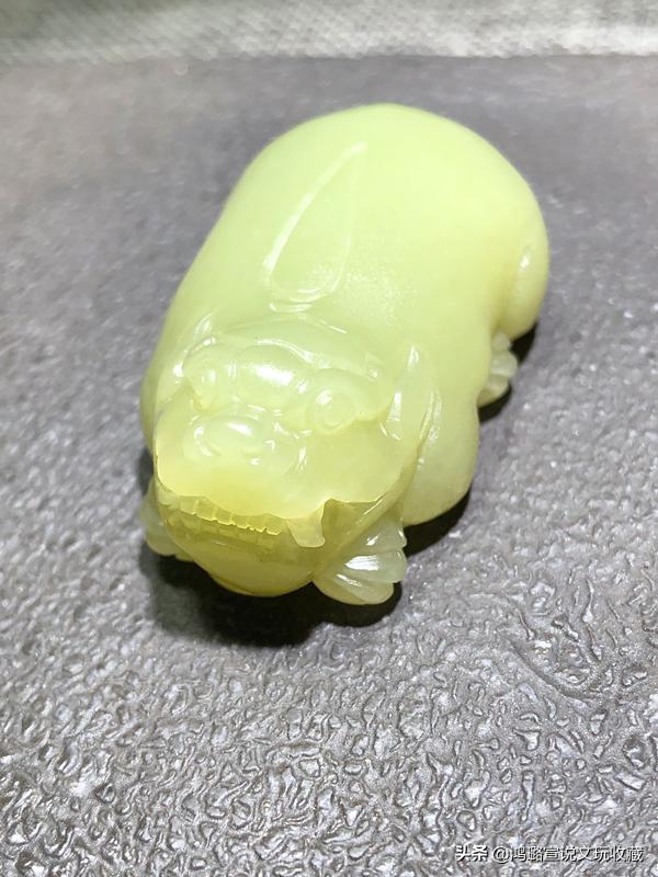 和田玉什么颜色最贵依次顺序,和田玉只有白色的最值钱吗？