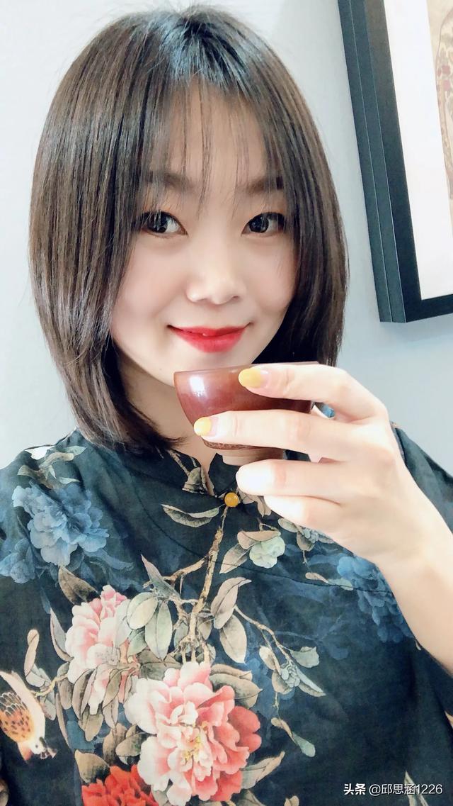 分手后还可以当普通朋友联系你觉得这是放下这段感情了吗