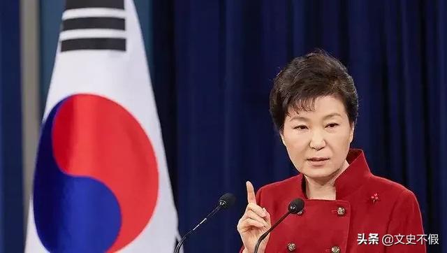 朴正熙、朴槿惠父女都当过韩国总统,他们执政时表现如何？
