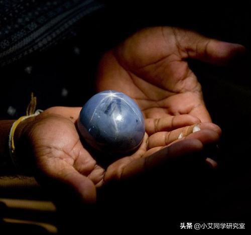 彩色宝石,海蓝宝石和蓝宝石的区别是什么？
