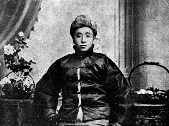 汤玉麟:张作霖在皇姑屯被炸死后，他的七个结义兄弟，最后结局如何？