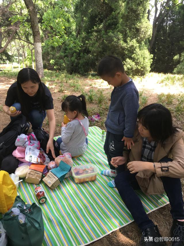 五一节的含义是什么,是放假游山玩水吗？